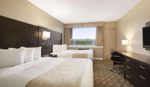 Queen Room with Two Queen Beds - Non-Smoking