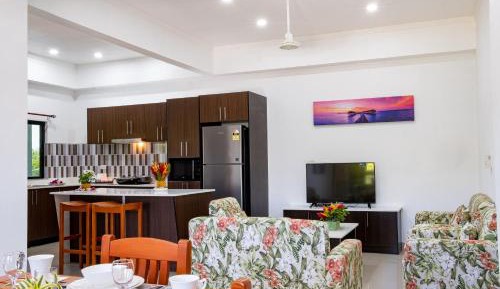 King Suite with Ocean View