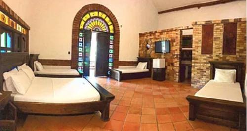 Family Room with Garden View