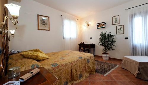 Comfort Double Room with Pool View