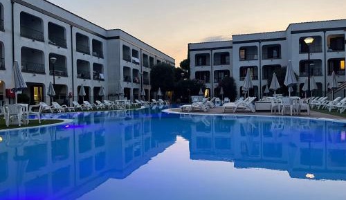 Suite with Pool View