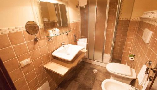 Superior One-Bedroom Apartment