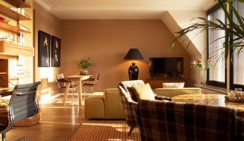 Large Apartment with City view - Third Floor