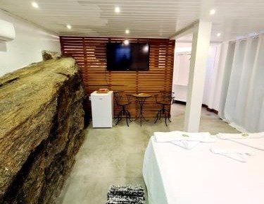 Suite with Garden View