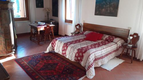 Twin Room with Bathroom