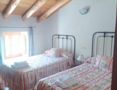 Two-Bedroom House (4 Adults)