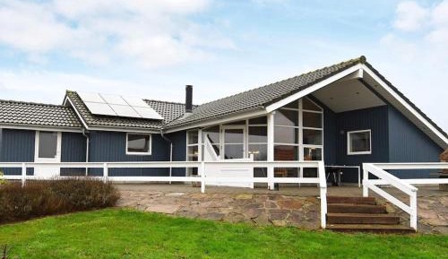 Four-Bedroom Holiday Home