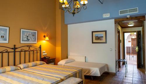 Twin Room with Extra Bed