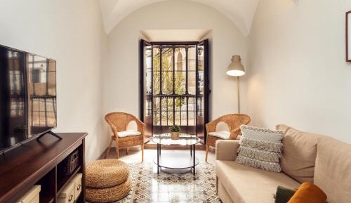 Apartment with Balcony