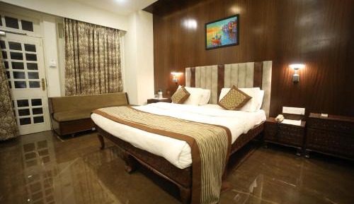 Large Double Room