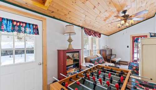Six Bedroom Holiday Home