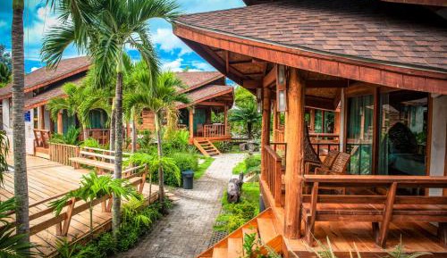 Deluxe Double or Twin Room with Garden View