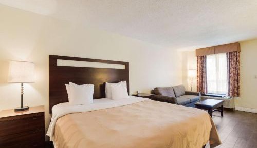 King Room - Non-Smoking