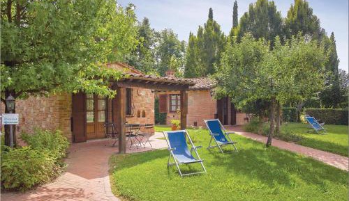 One-Bedroom Holiday Home