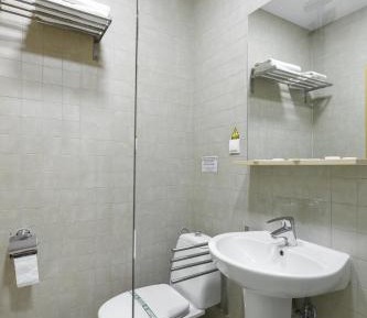 Triple Room with Private Bathroom