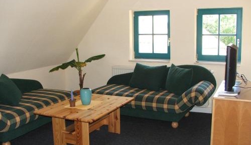 Apartment with Shower