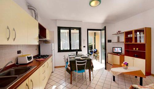 One-Bedroom Apartment with Garden