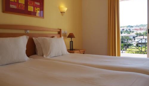 Superior Twin Room with Balcony and Pool View