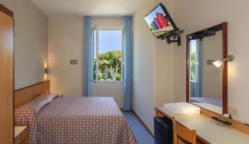 Double or Twin Room with Extra Bed