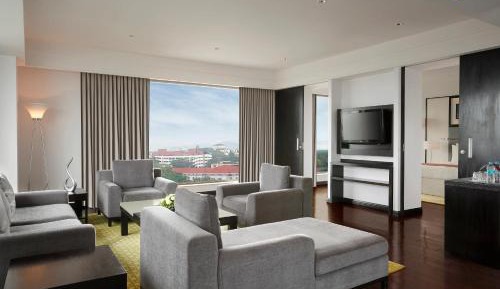 Junior King Suite