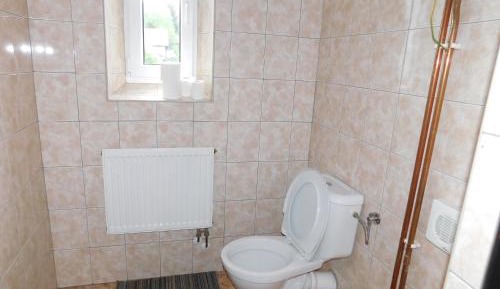 Two-Bedroom Apartment (6 Adults)