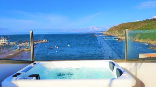 Apartment with Jacuzzi