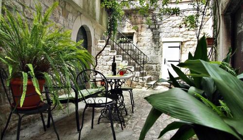 Studio with Balcony