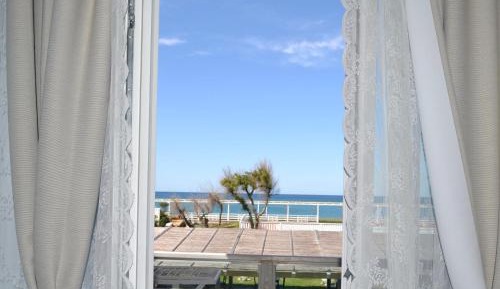 Triple Room with Sea View