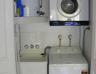 One-Bedroom Oceanfront Apartment (Courtyard)