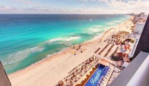Luxury Chairman's Two Bedroom Suite Ocean Front Diamond Club