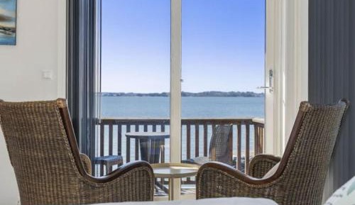 Family Room with Sea View