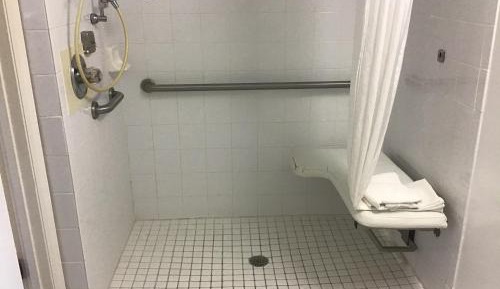 Queen Room - Disability Access