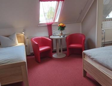 Twin Room with Bathroom