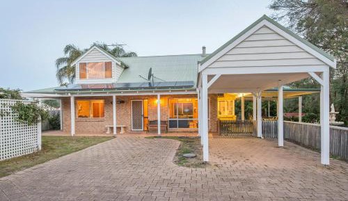 Four-Bedroom House - SHEETS NOT INCLUDED