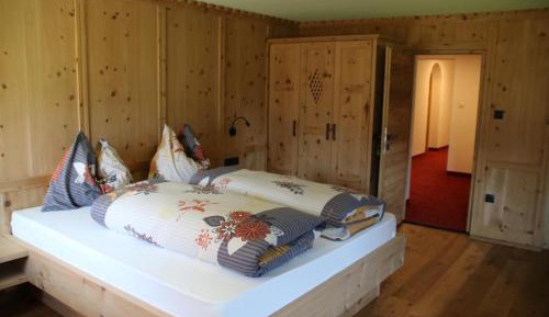 Triple Room with Mountain View