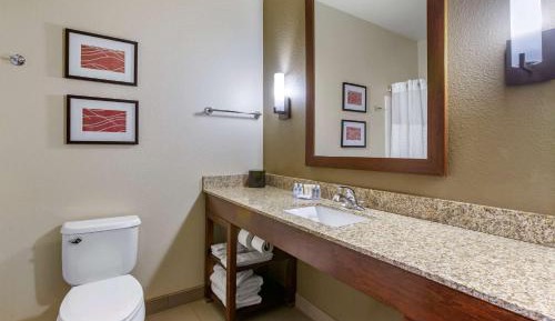 Standard Queen Room with Two Queen Beds - Non-Smoking