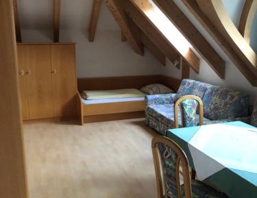 Apartment (4 Adults)