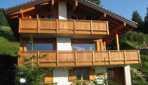 Chalet with Garden