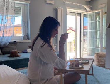 Deluxe Room (2 Adults + 1 Child)