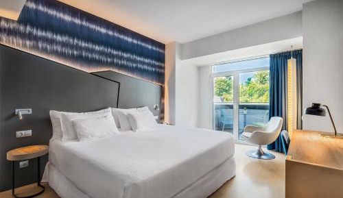 Deluxe Single use Room