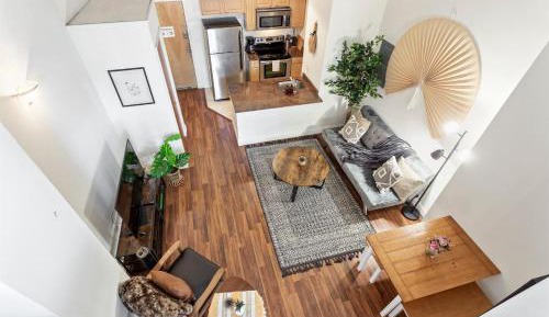 Apartment - Split Level