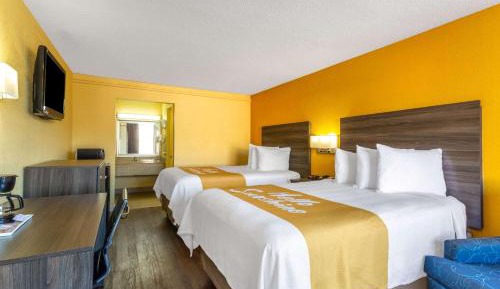 Double Room with Two Double Beds - Non-Smoking