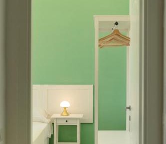 Deluxe Double Room with Side Sea View