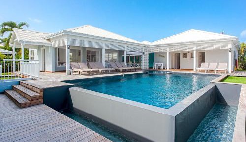 Deluxe Double Room with Shower