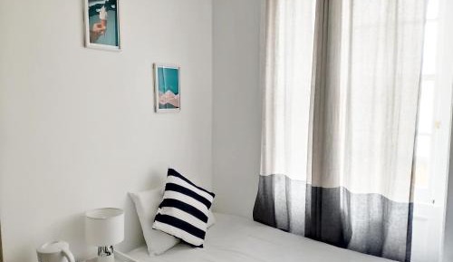 Standard Single Room with Shared Bathroom