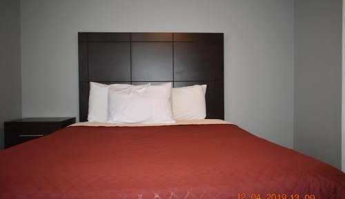 Two-Bedroom Suite