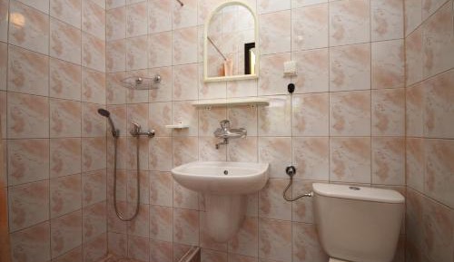 Triple Room with Private Bathroom
