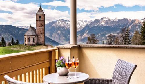 Studio with Sofa Bed