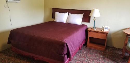 Standard Single Room with Mountain View