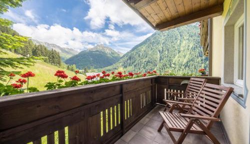 Two-Bedroom Superior Apartment